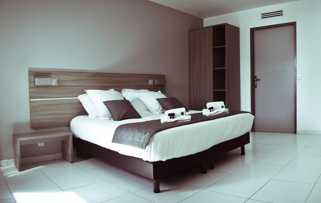 Hotel Le Cay Roquebrune-sur Argens Pokoj fotografie